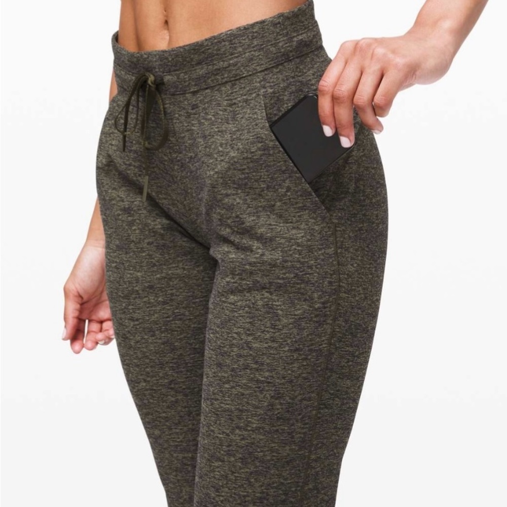 Lululemon Ready to Rulu Green Joggers